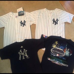 Youth lot NY Yankees jerseys tees large Majestic